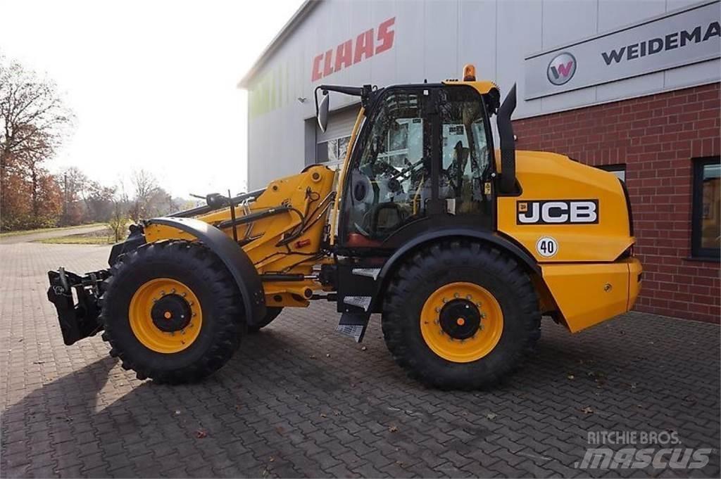 JCB tm 420 a sv Kmetijski teleskopski nakladalci