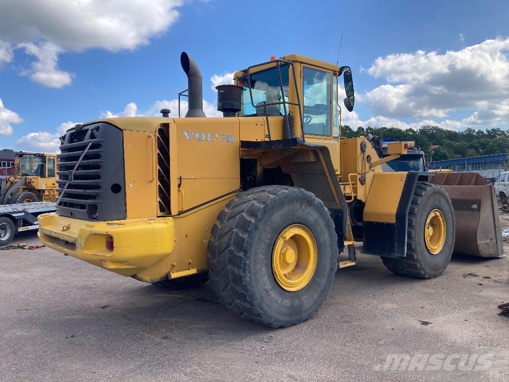 Volvo L 180 E Kolesni nakladalci