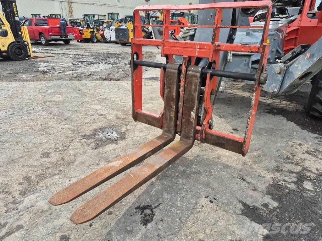 SkyJack SJ 1056 TH Teleskopski viličarji