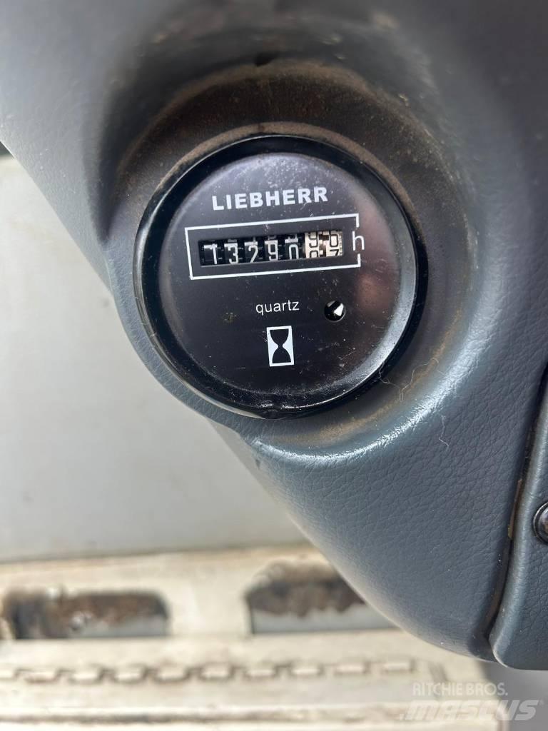 Liebherr 314 Bagri na kolesih