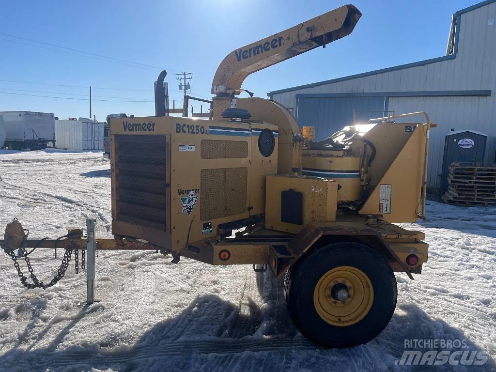 Vermeer BC1250A Drobilci lesa