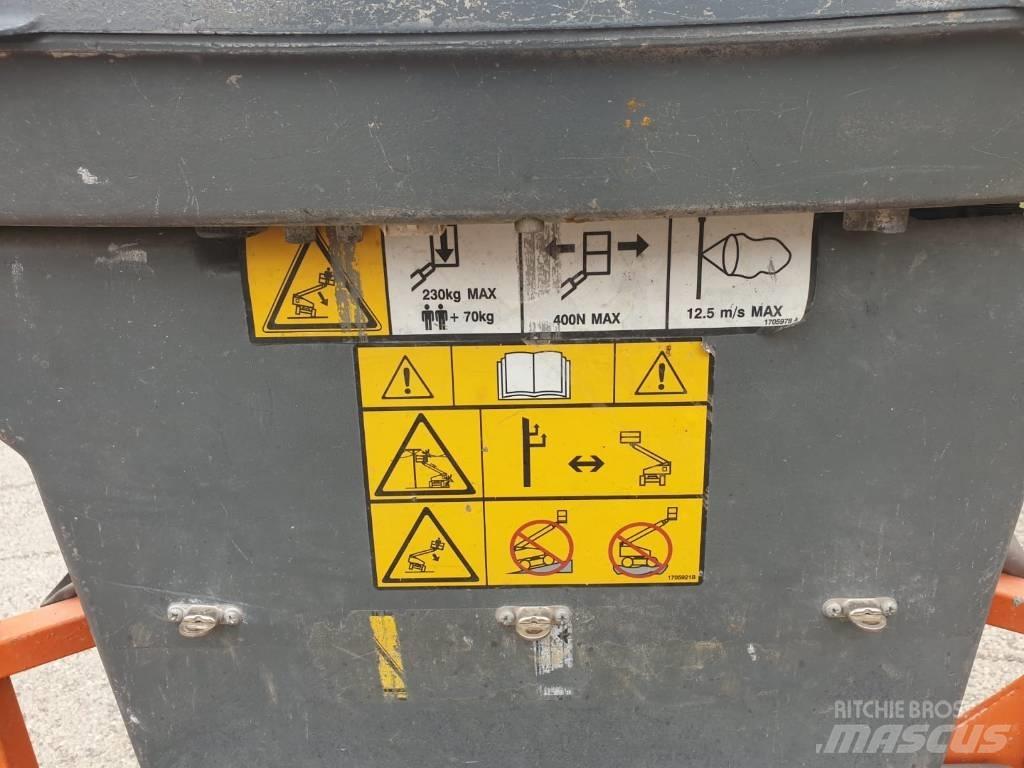 JLG 400 S Teleskopske dvižne ploščadi