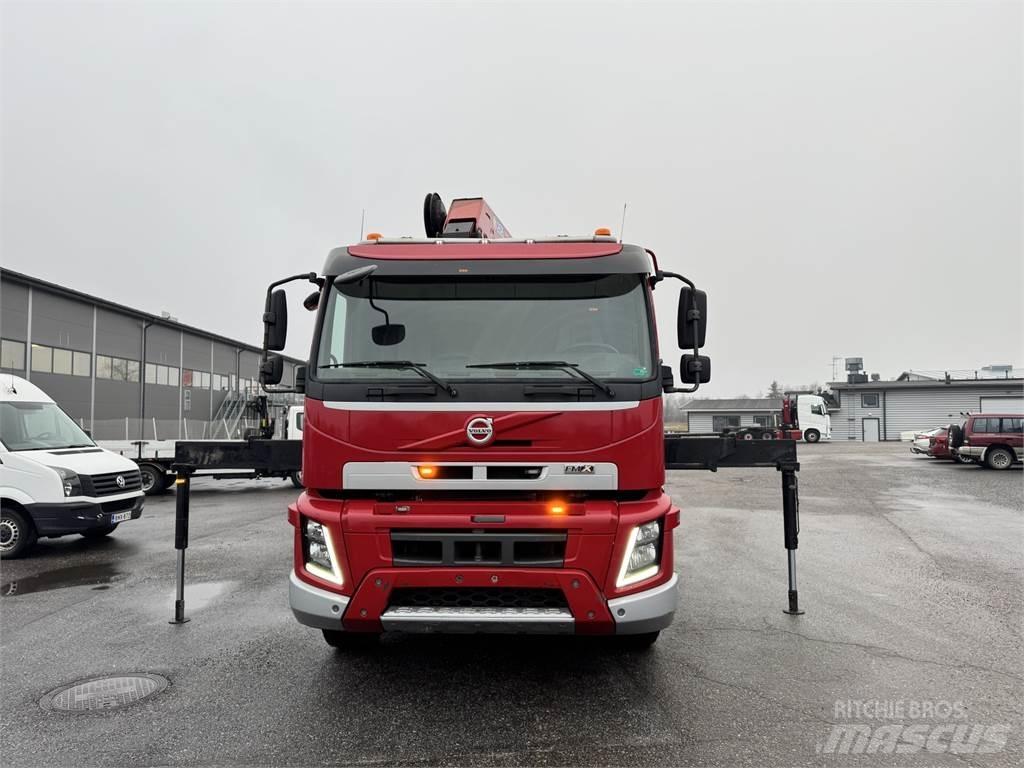 Volvo FMX 500 8X2 Tovornjaki z žerjavom