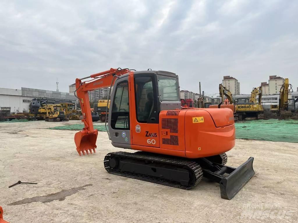 Hitachi ZX 60 Mini bagri <7t