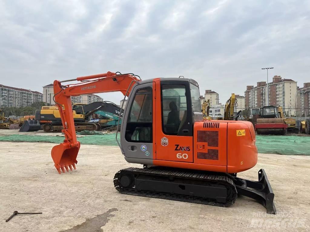 Hitachi ZX 60 Mini bagri <7t