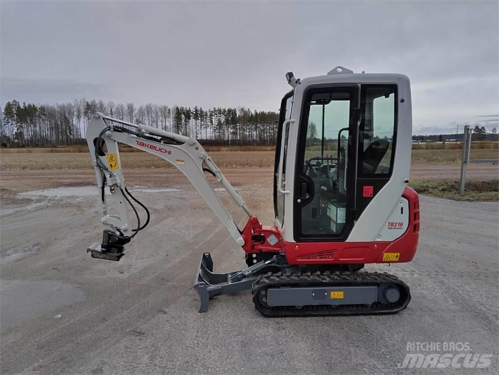 Takeuchi TB 216 Mini bagri <7t