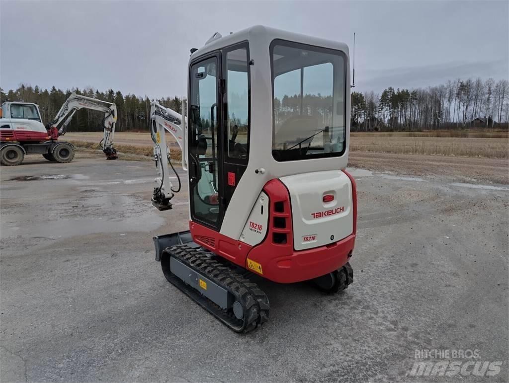 Takeuchi TB 216 Mini bagri <7t