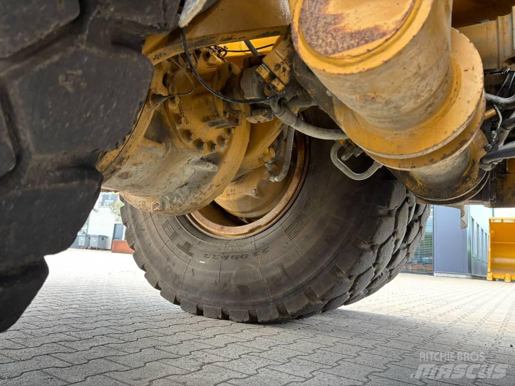 CAT 772G Togi demperi