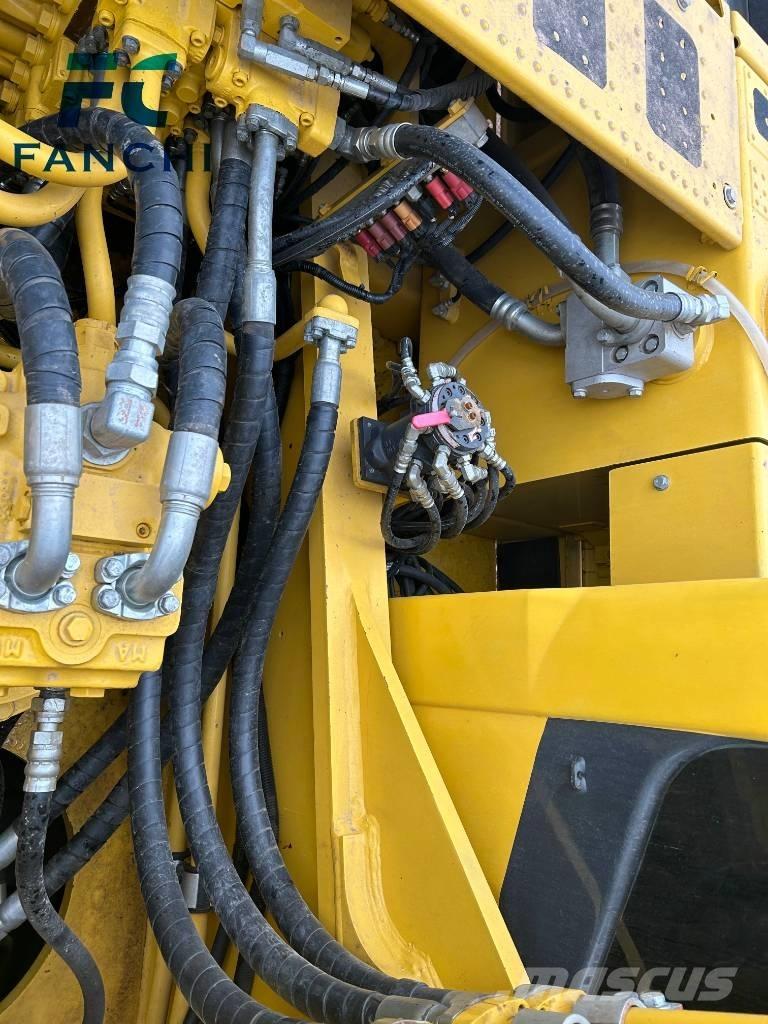 Komatsu PC 350 LC Bagri goseničarji
