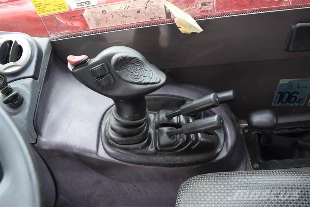 Manitou MT1440 Teleskopske dvižne ploščadi