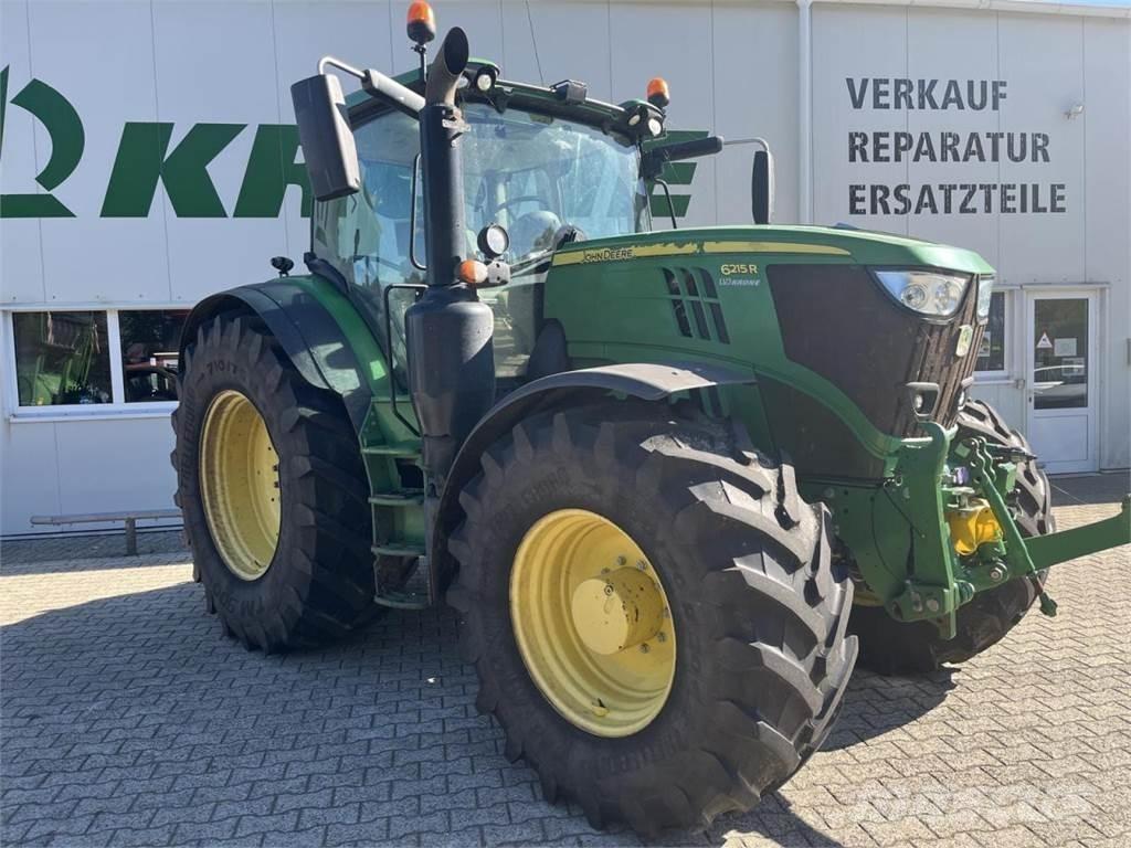 John Deere 6215R Traktorji