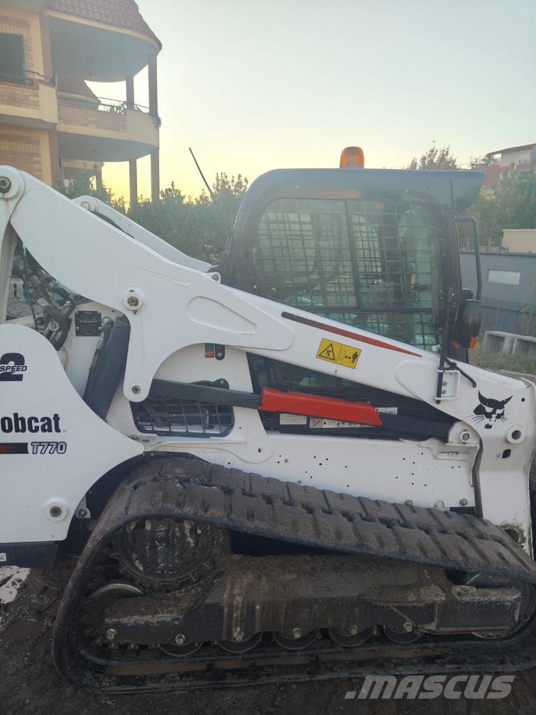 Bobcat T 770 Nakladalci goseničarji