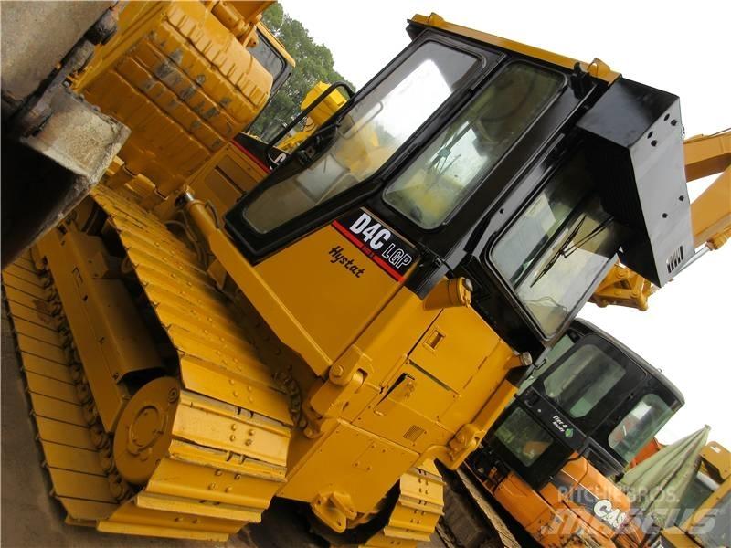 CAT D 4 C Buldožerji goseničarji