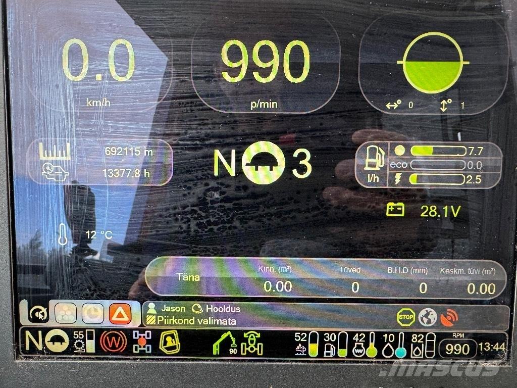 Komatsu 911 Harvesterji