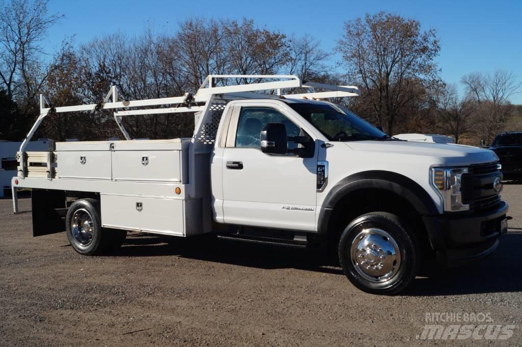Ford F 550 XL SD Tovornjaki s kesonom/platojem