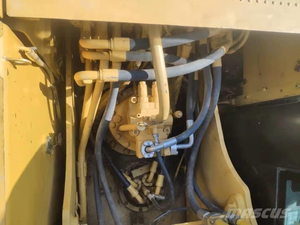CAT 320 B Bagri goseničarji