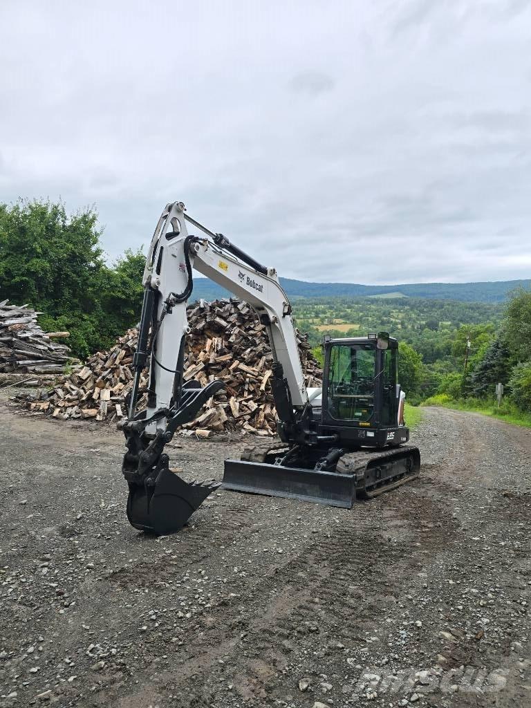 Bobcat E85 Bagri goseničarji