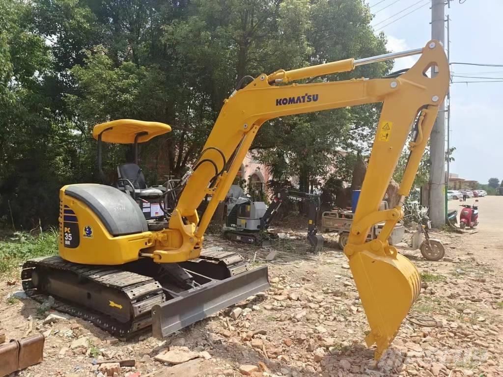 Komatsu PC35 Mini bagri <7t