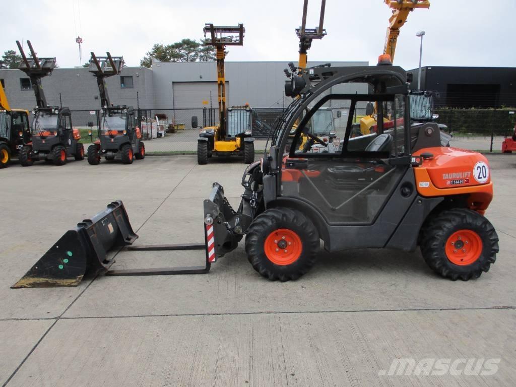 Ausa T144 HX4 (099) Teleskopski viličarji
