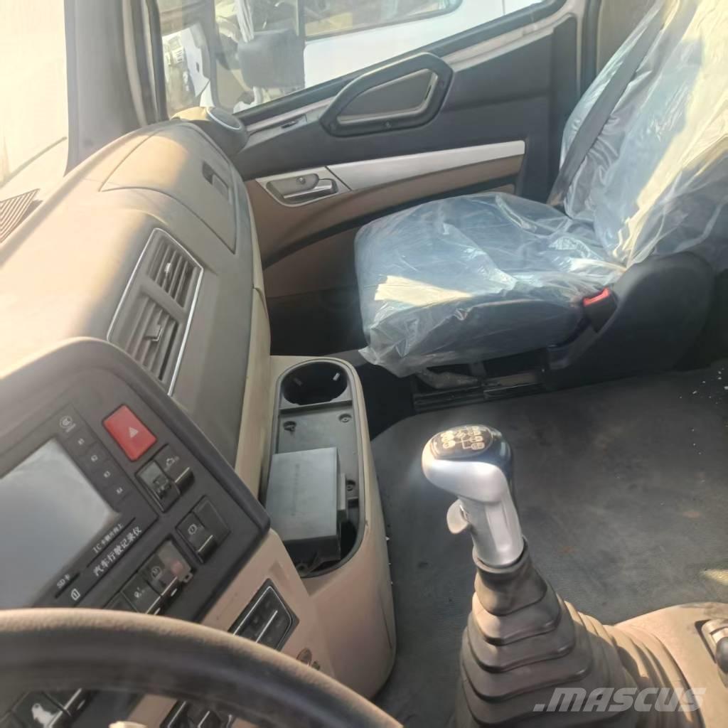 Howo 371 6x4 Vlačilci