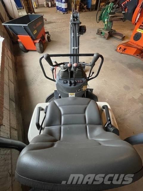 Schaeff TC10Z Mini bagri <7t