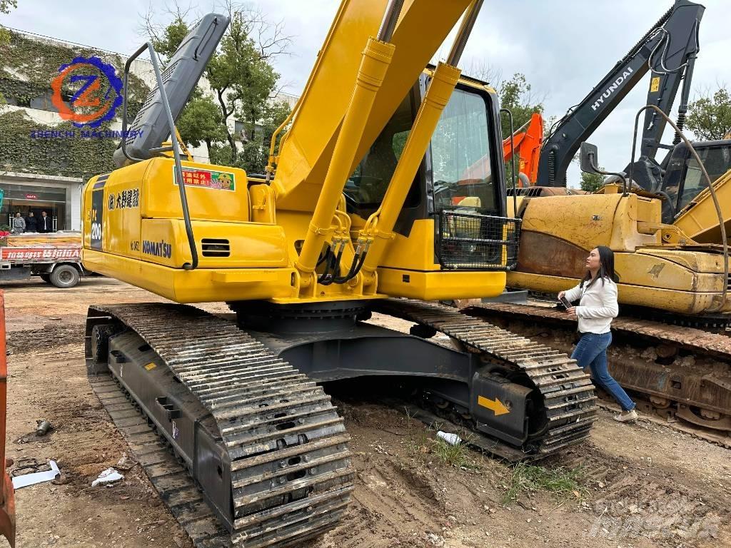 Komatsu PC 200-7 Bagri goseničarji