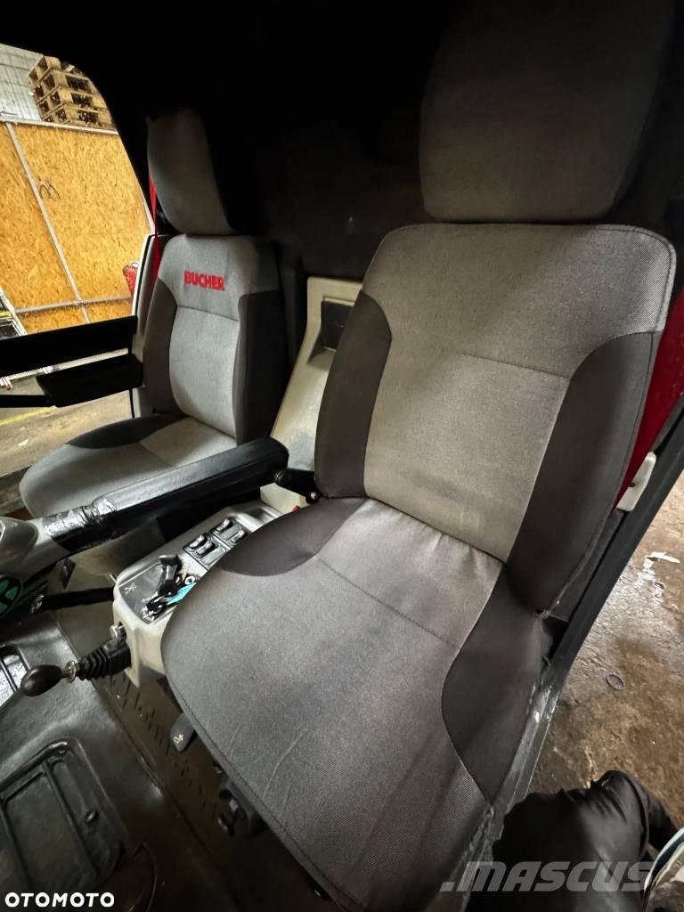 Bucher C 202 Cestni pometači