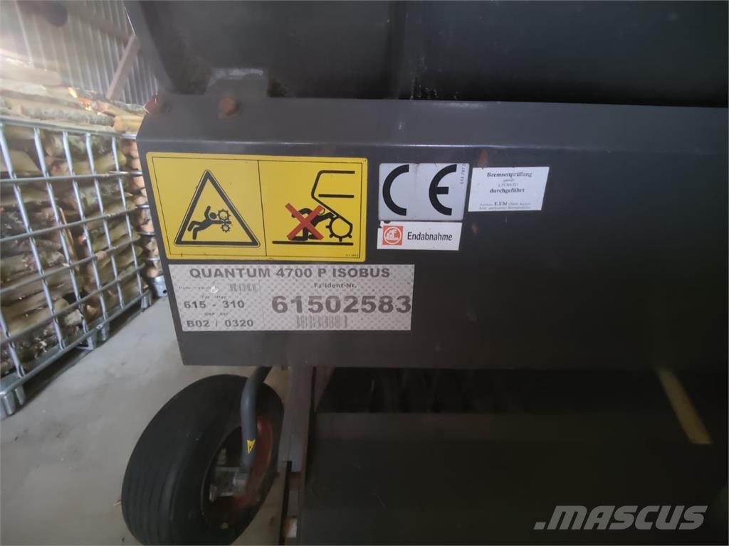 CLAAS Quantum 4700 Samonakladalne prikolice