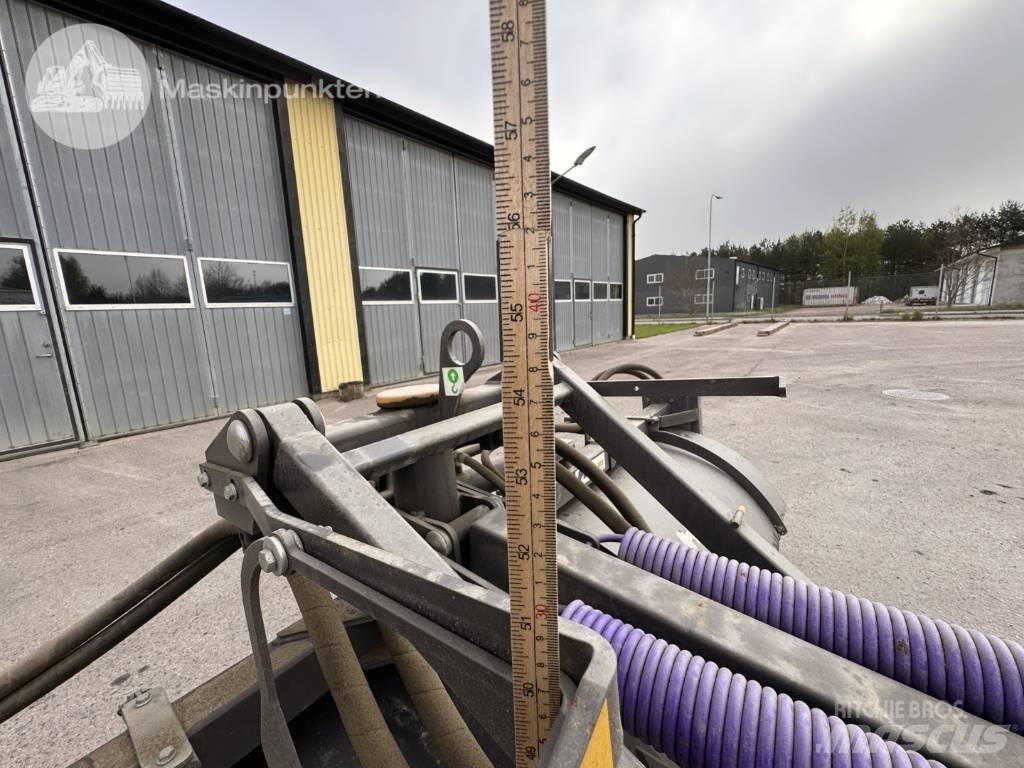 Holms SH-3.0 Cestni pometači
