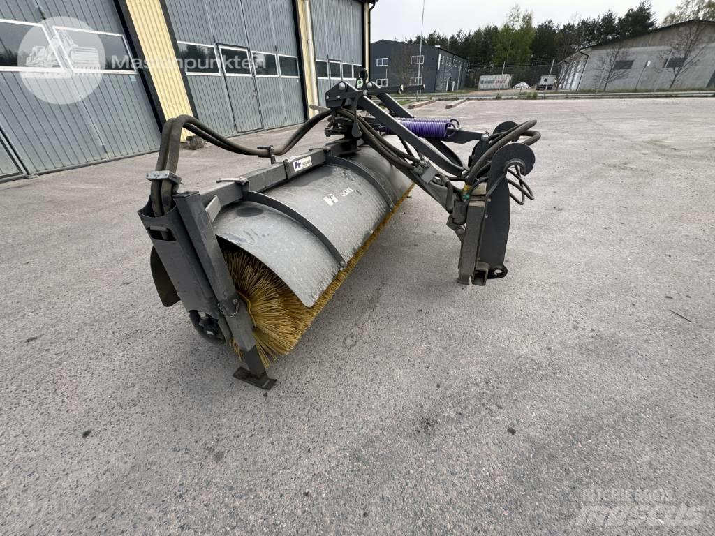 Holms SH-3.0 Cestni pometači