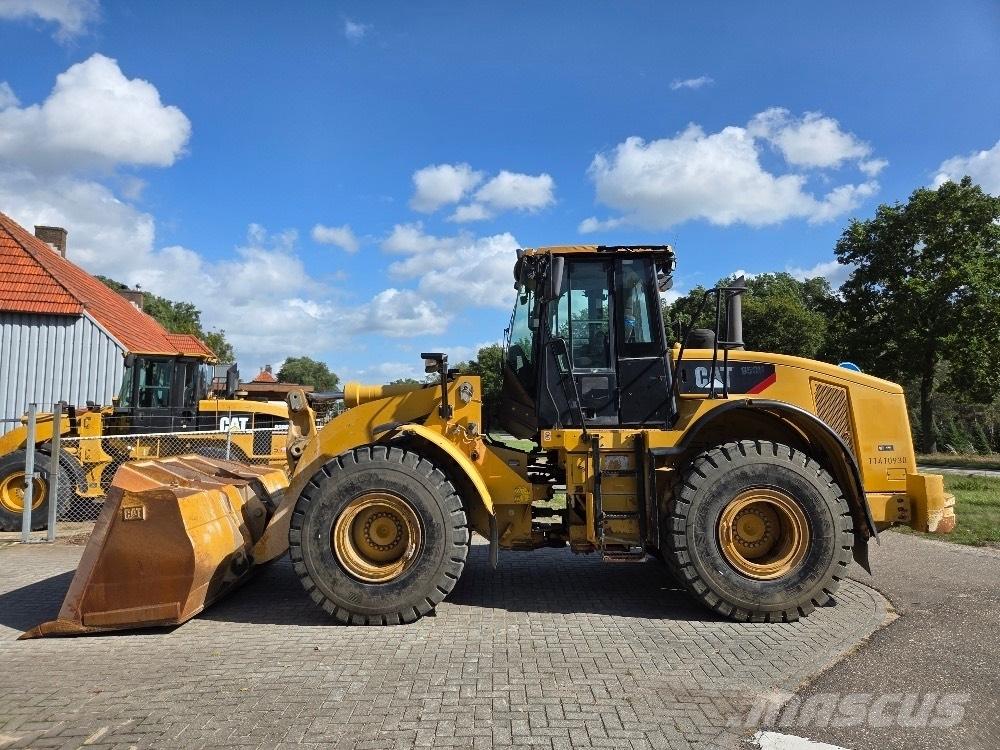 CAT 950H Kolesni nakladalci