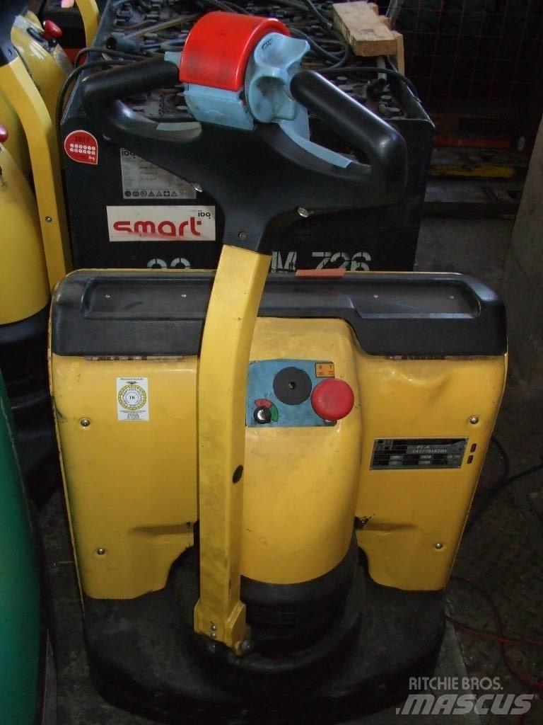 Hyster P1.6 Električni nizko dvižni viličar
