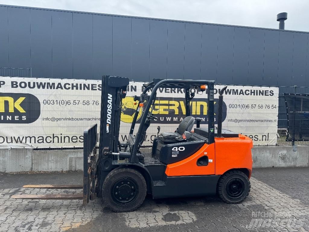 Doosan D 40 SC-7 Dizelski viličarji