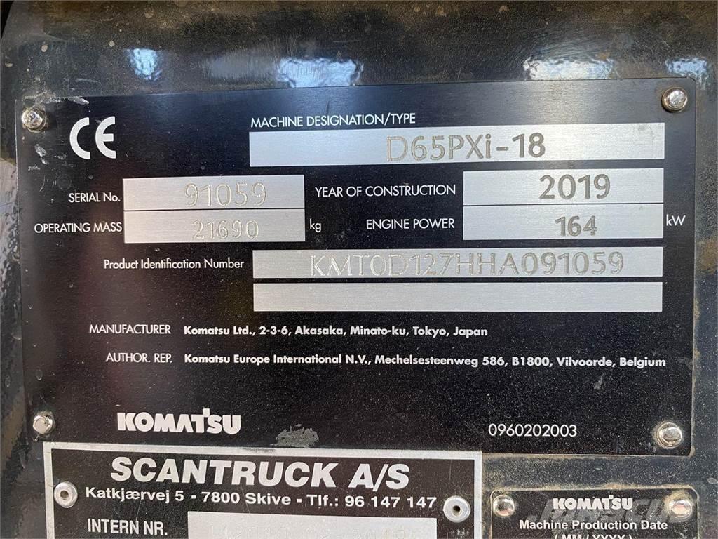 Komatsu D65PXI-18 Buldožerji goseničarji