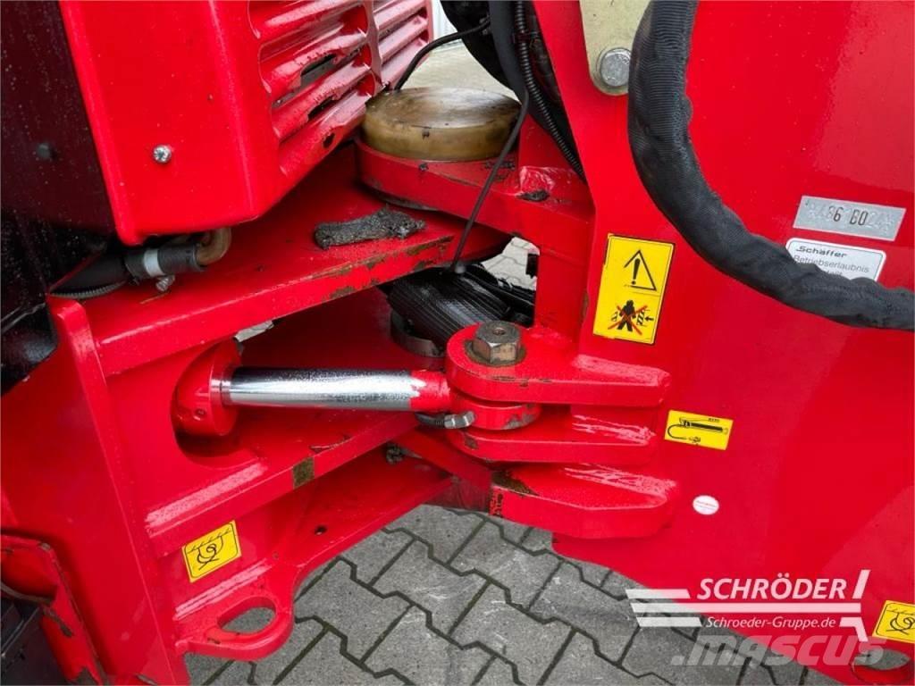 Schäffer 8610 T Kolesni nakladalci