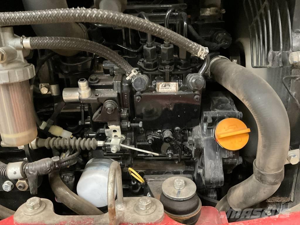 Takeuchi TB 216 Mini bagri <7t