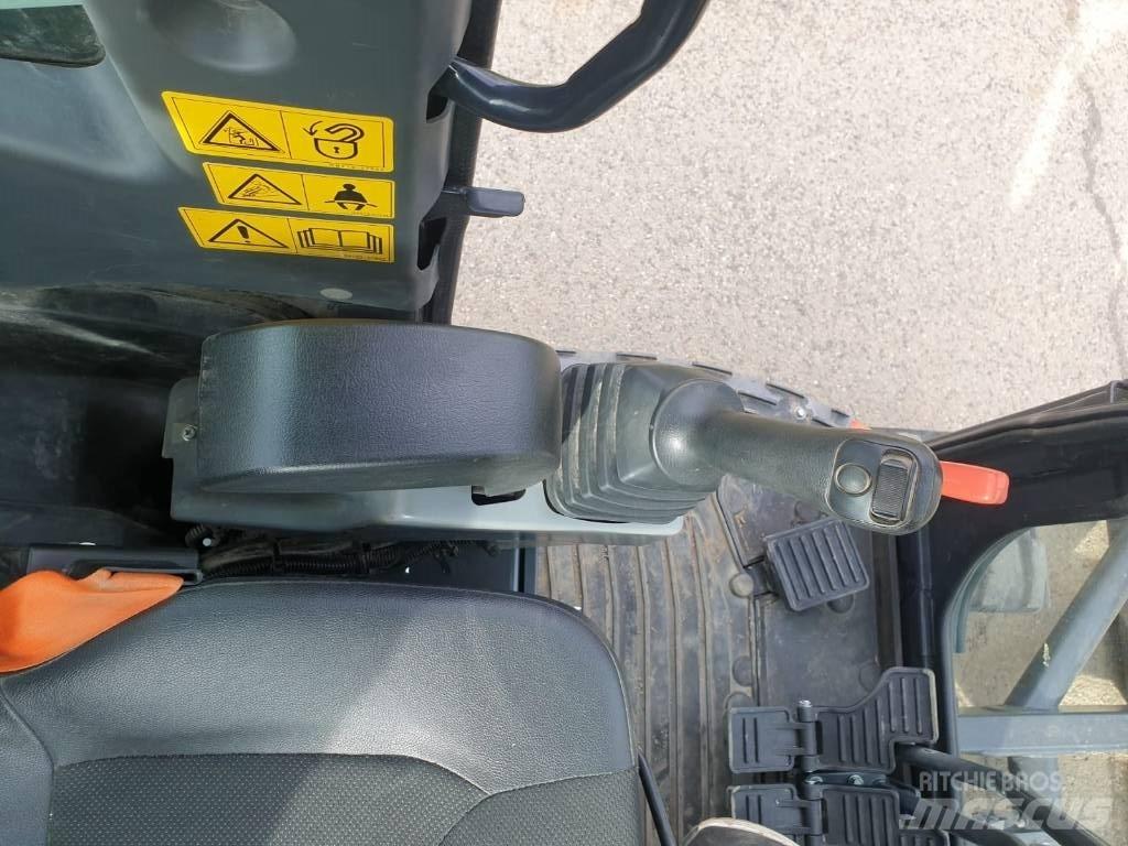 Kubota KX 042-4A Mini bagri <7t