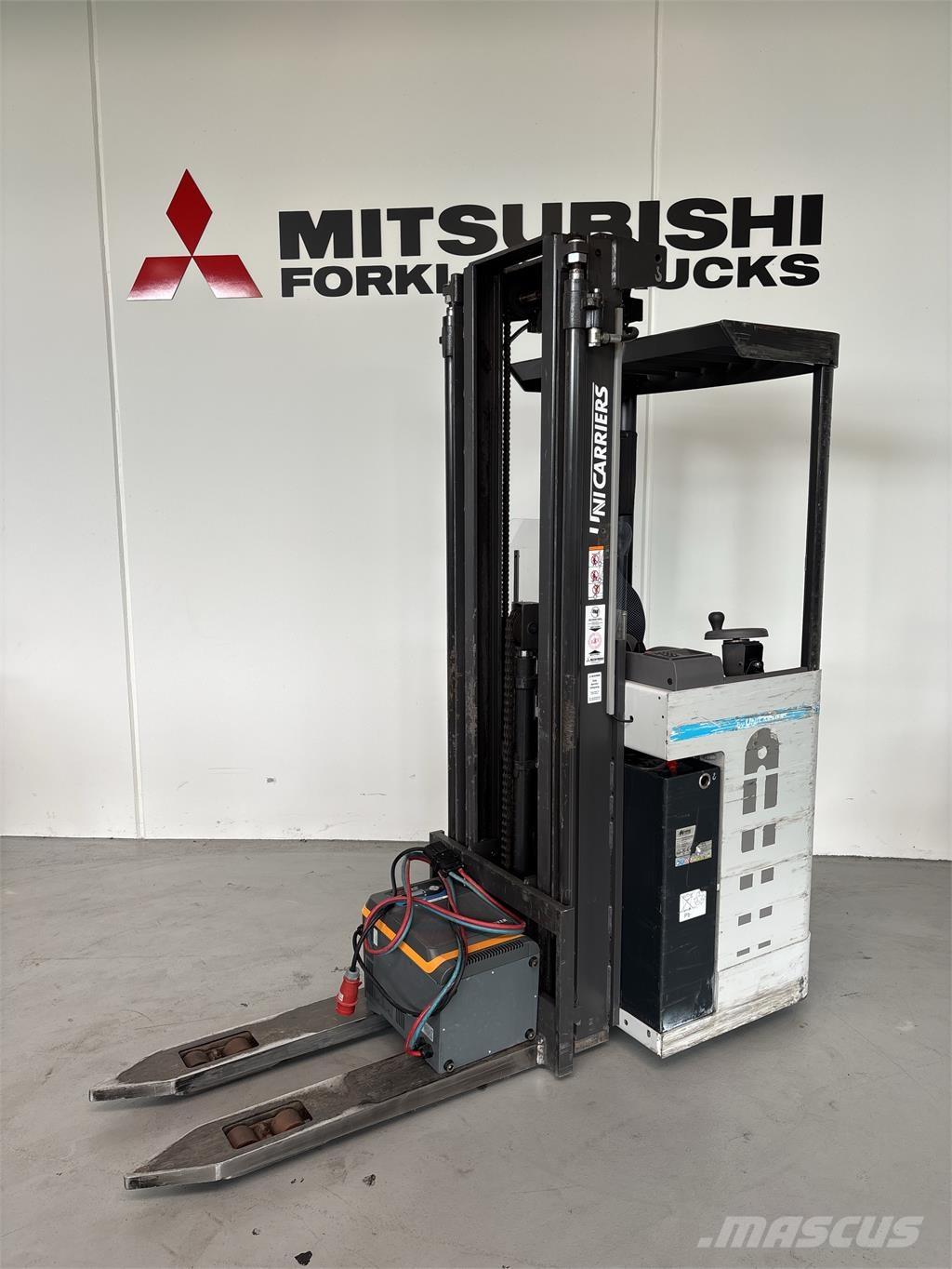 Atlet XJN160 Samopogonski ročni viličarji