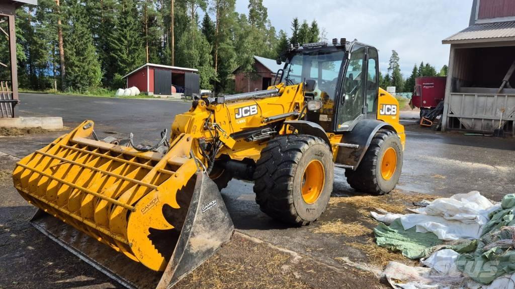 JCB TM320 S AGRI T4F Kmetijski teleskopski nakladalci