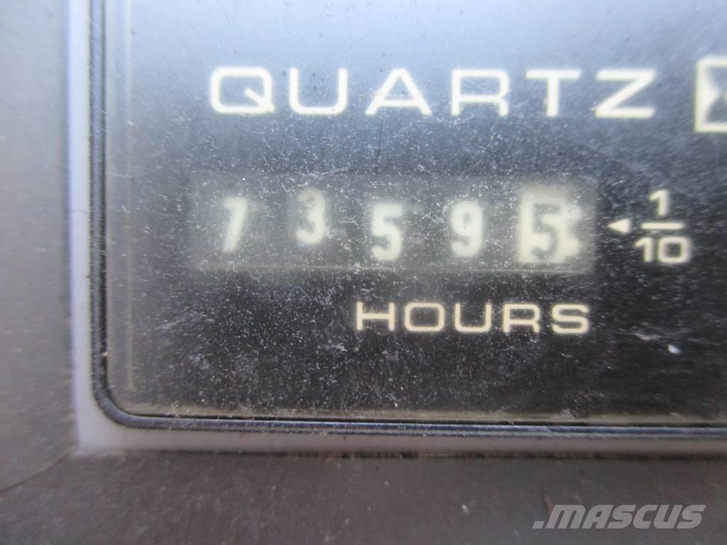 JLG 800 AJ Zglobne dvižne ploščadi