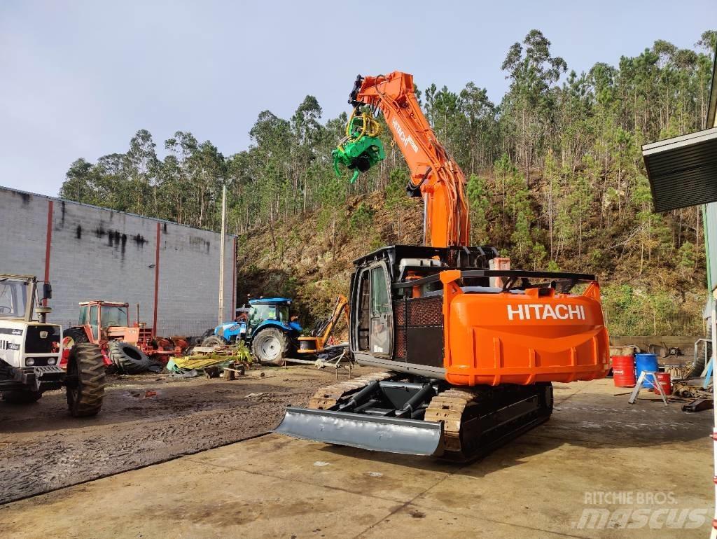 Hitachi ZX 210 Bagri goseničarji