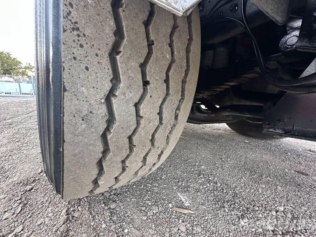 Mack MRU 613 Vakuumski tovornjaki