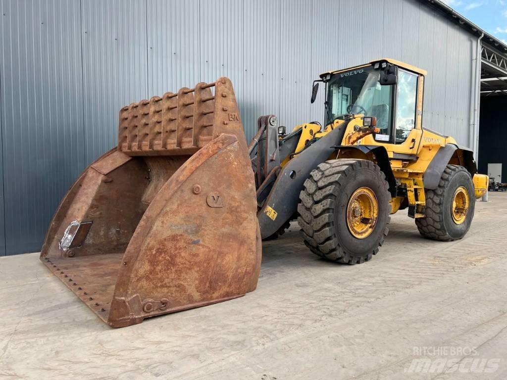 Volvo L120F Kolesni nakladalci