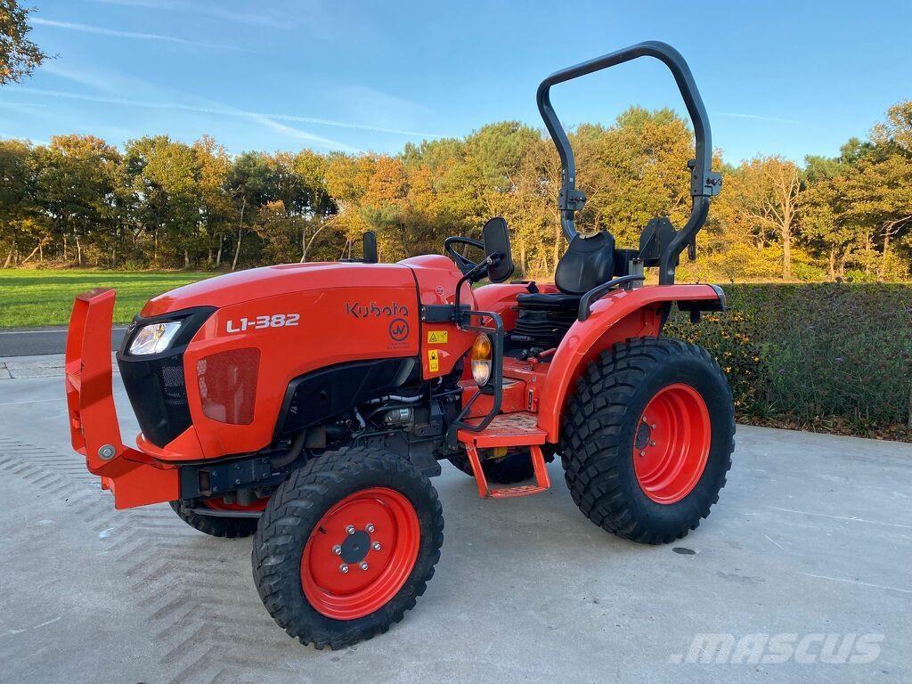 Kubota L1-382 Traktorji
