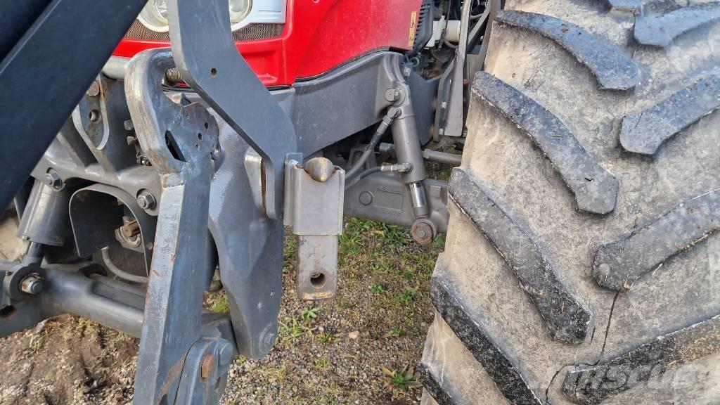 Massey Ferguson 7724 Traktorji