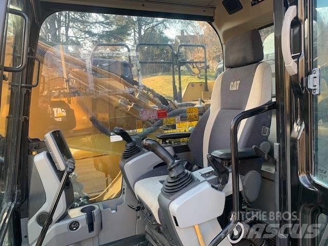 CAT 330 F LN Bagri goseničarji