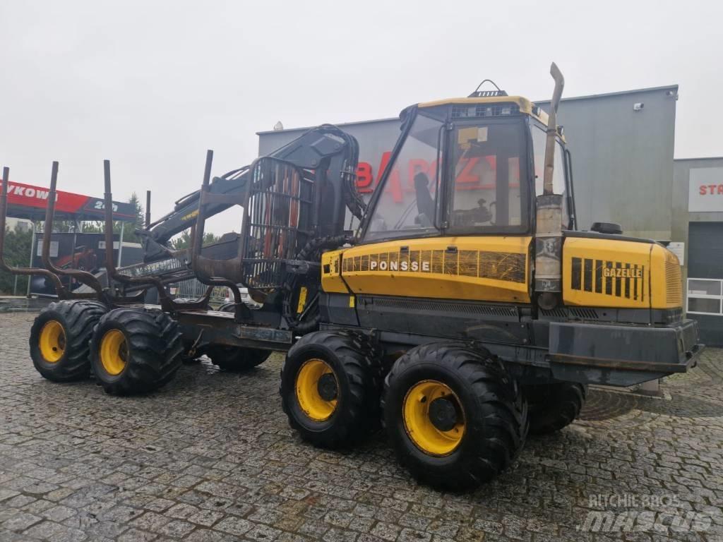 Ponsse Wisent 8W Forwarderji
