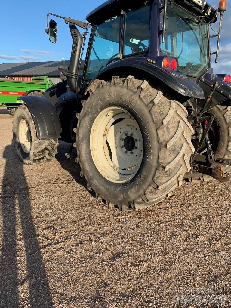 Valtra T 160 Traktorji