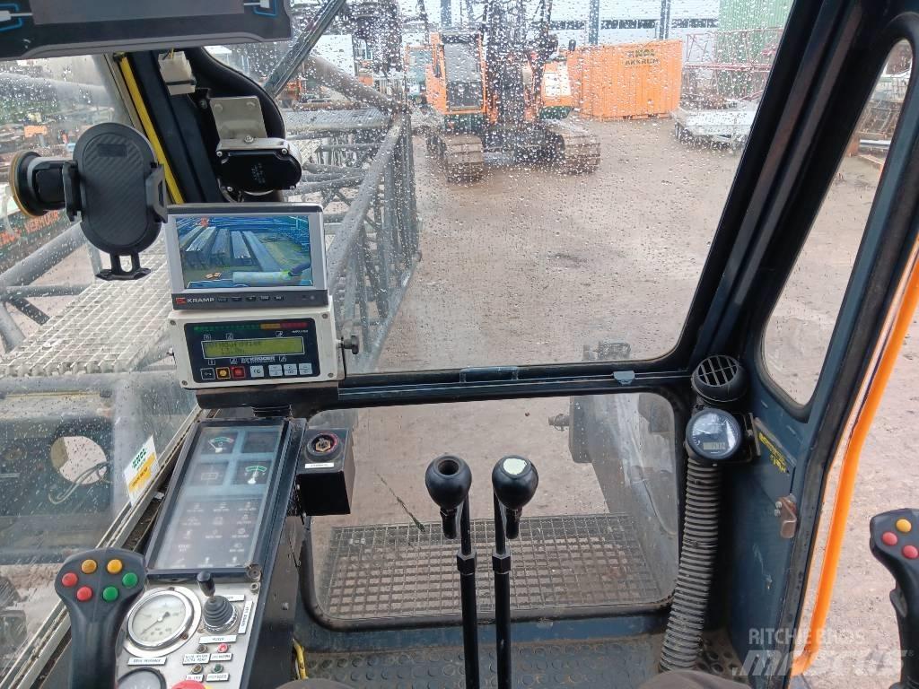 Hitachi KH 230-3 Dvigala na gosenicah
