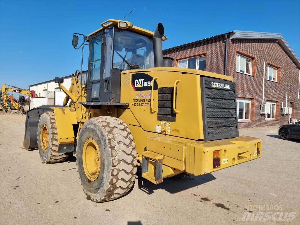CAT IT 28 G Kolesni nakladalci